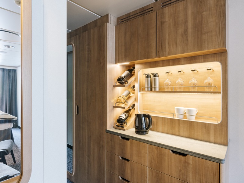 Arctic Superior | Outside cabin - Upper deck